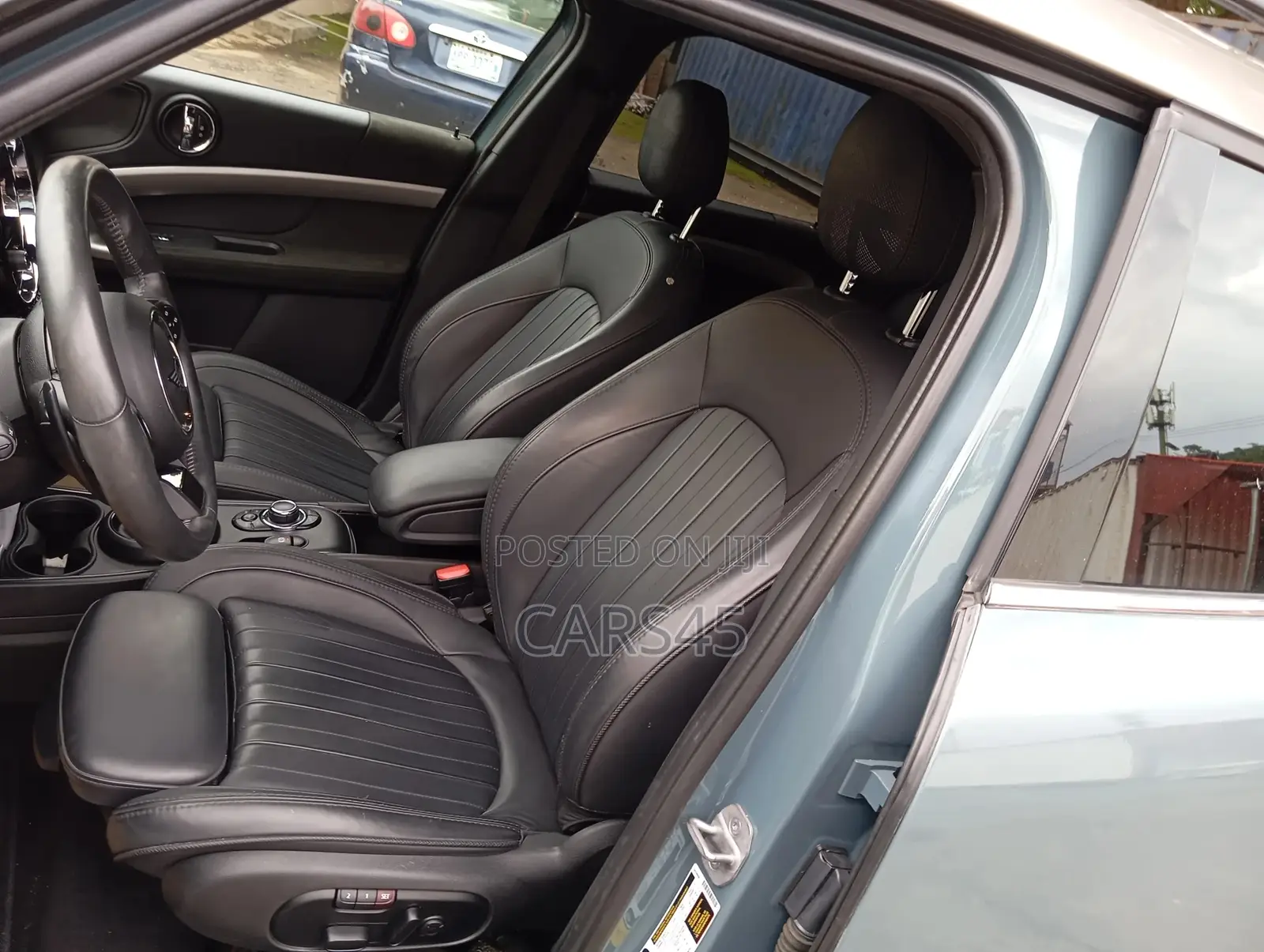 Mini Cooper 2023 Gray
