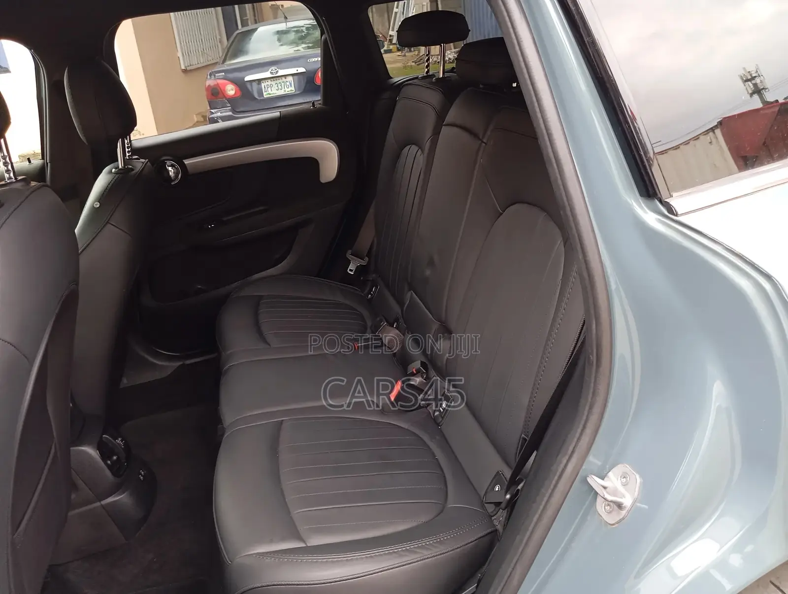 Mini Cooper 2023 Gray