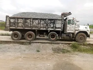 Iron Black Chippings/Granite PH | Delivery Available`