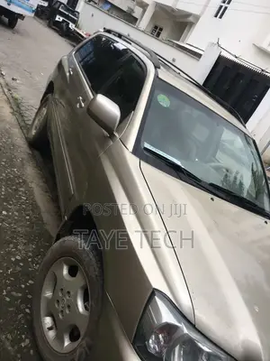 Toyota Highlander V6 4x4 2006 Gold