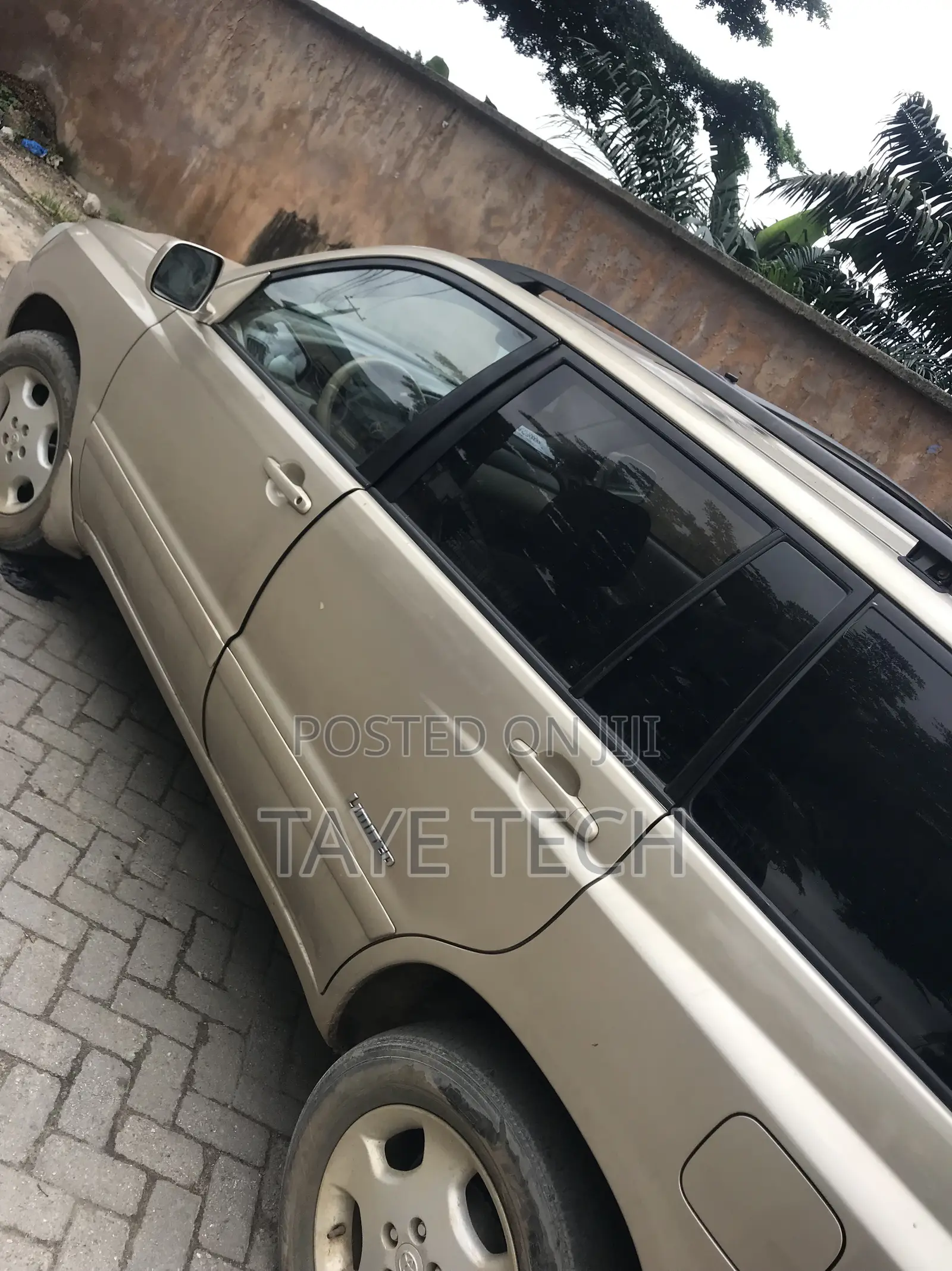 Toyota Highlander V6 4x4 2006 Gold