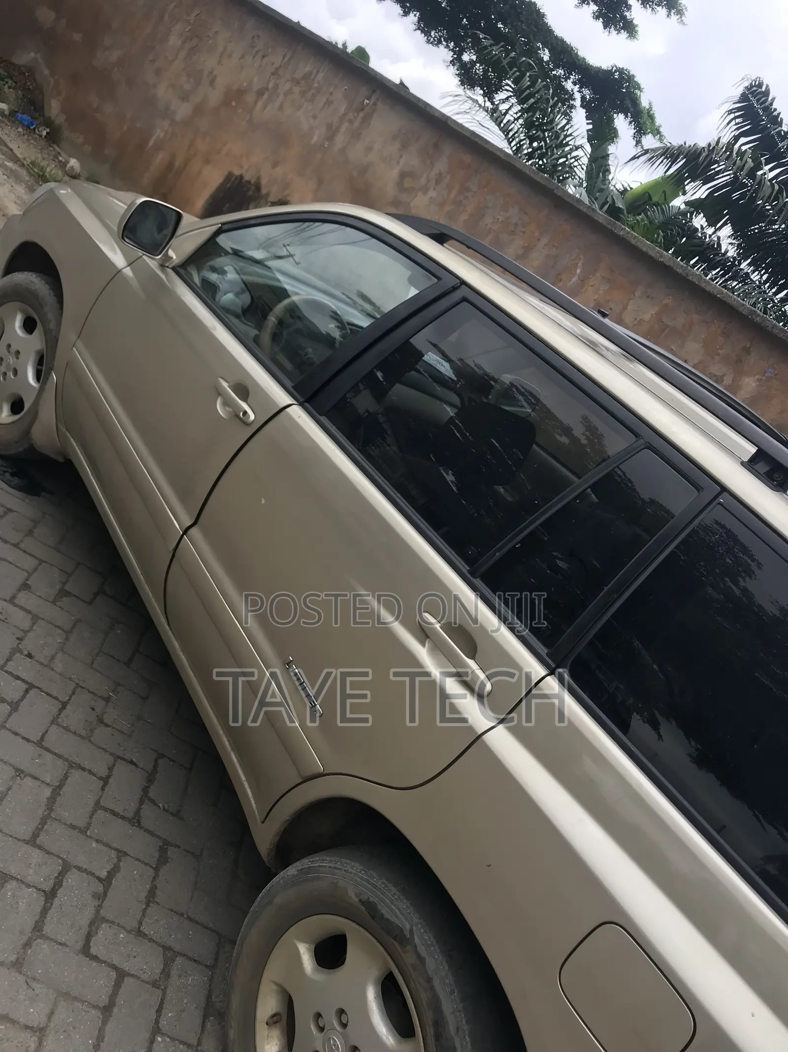 Toyota Highlander V6 4x4 2006 Gold