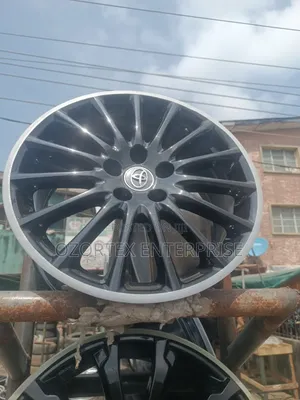 18rim for Camry and Lexus All Black Tokunbo
