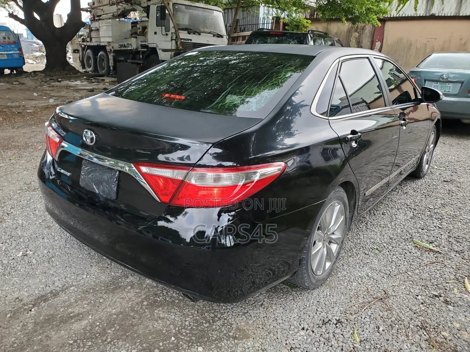 Toyota Camry 2017 Black