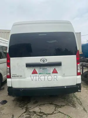 Toyota HiAce 2023 White