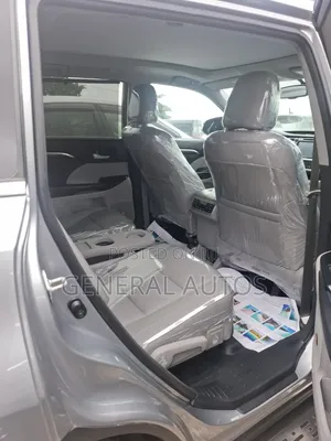 Toyota Highlander Limited Platinum V6 4x4 (3.5L 6cyl 6A) 2016 Silver