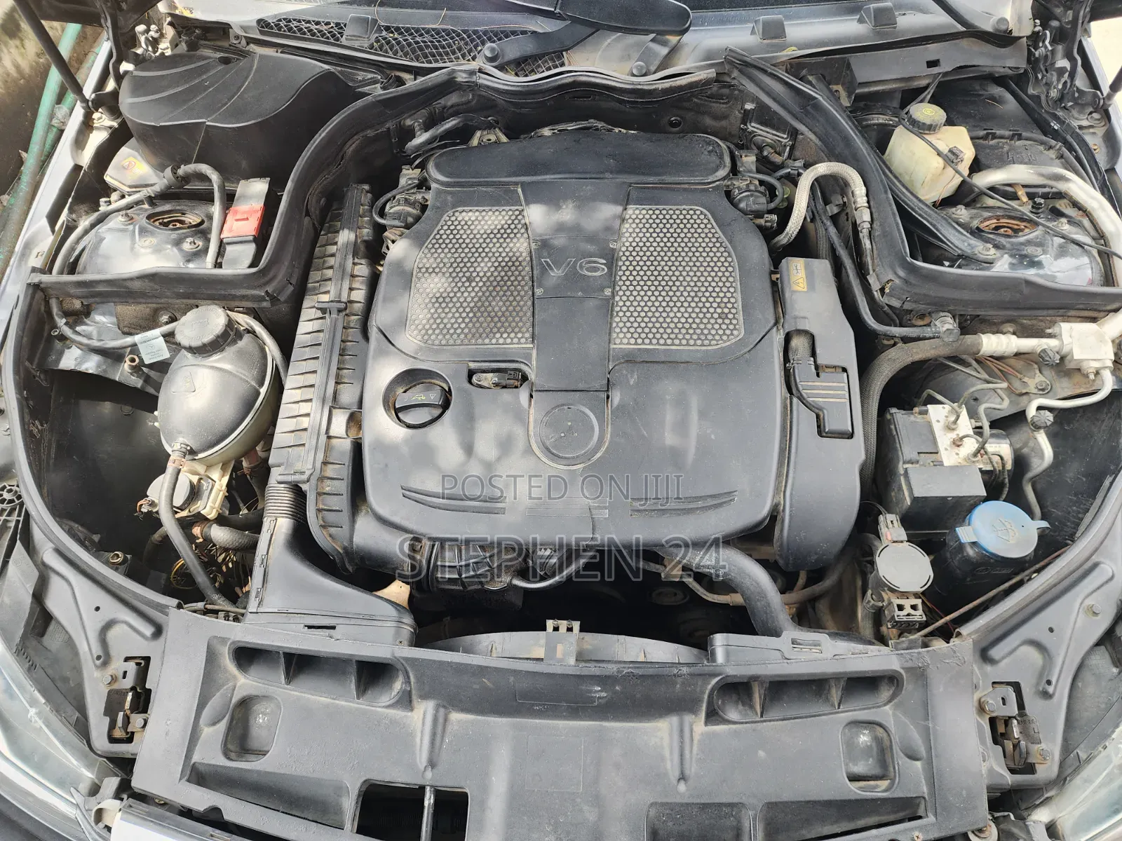 Mercedes-Benz C350 2014 Gray