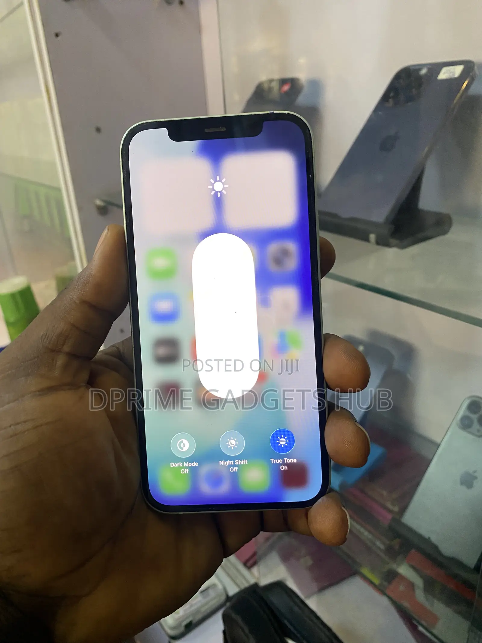 Apple iPhone 12 64 GB White