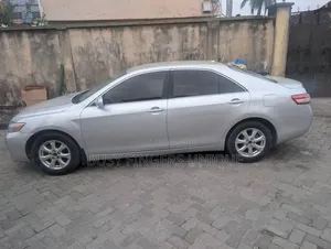 Toyota Camry 2011 Silver