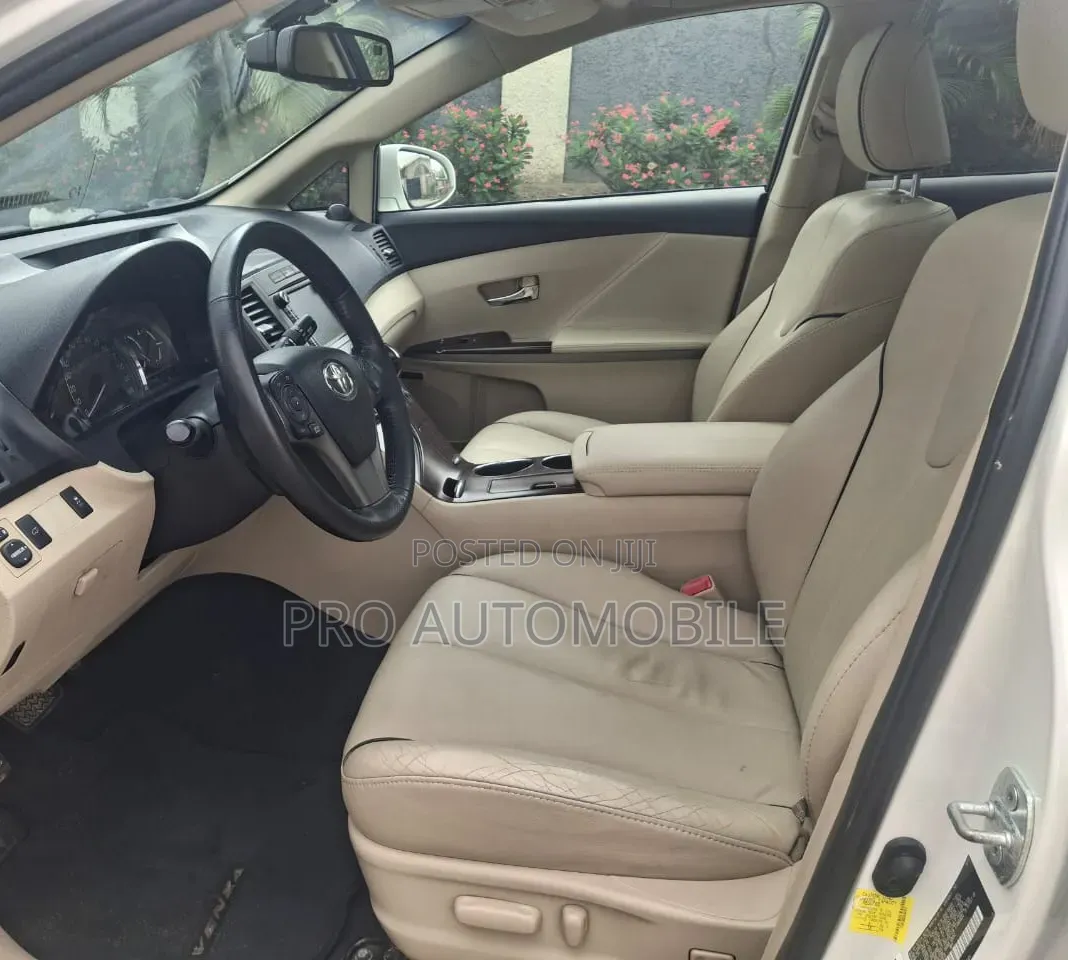 Toyota Venza 2013 White