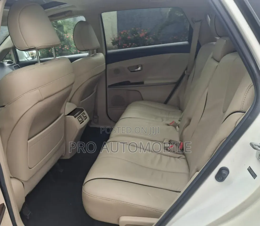 Toyota Venza 2013 White