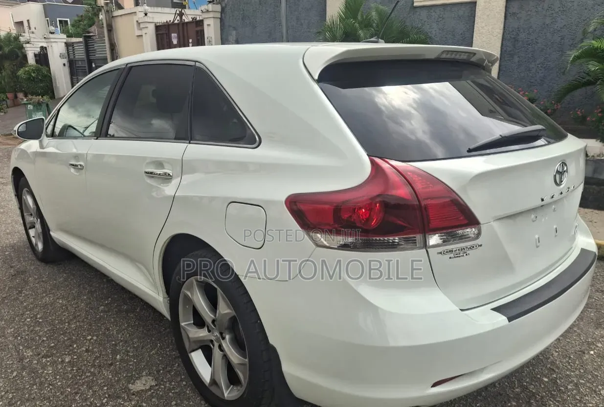 Toyota Venza 2013 White