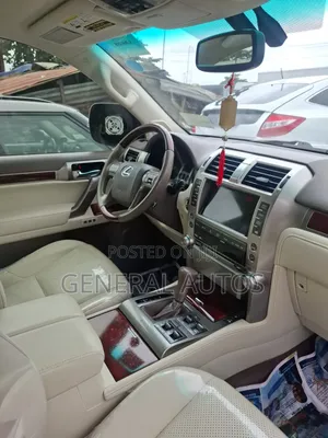 Lexus GX 2013 Silver