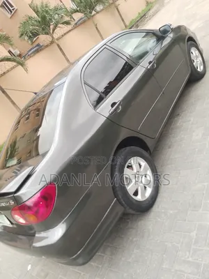 Toyota Corolla 2004 Gray