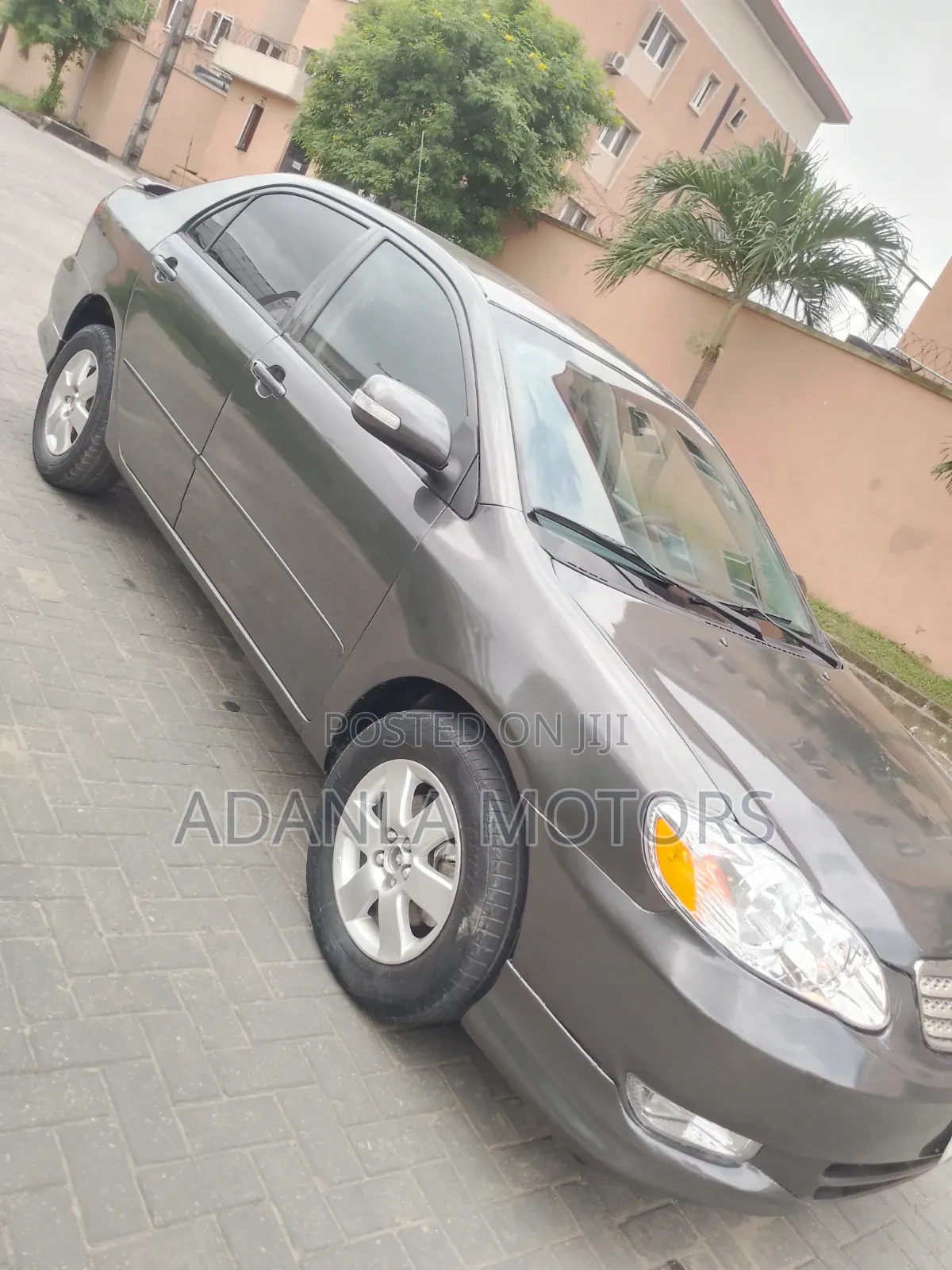 Toyota Corolla 2004 Gray