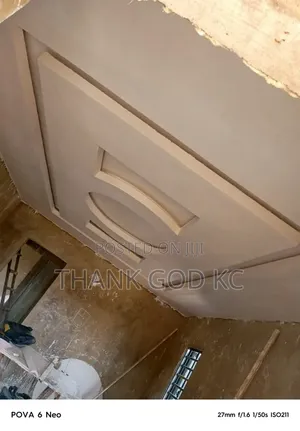 Pop Ceiling and Polystyrene