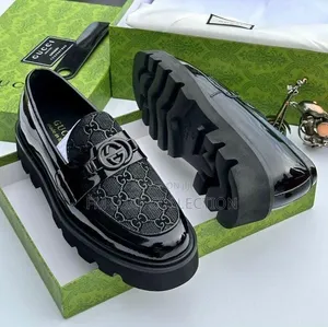 Men Gucci Corporate Glossy Shoe
