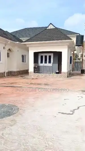 3bdrm Bungalow in Lugbe District for rent