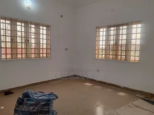 3bdrm Block of Flats in Mabushi for rent