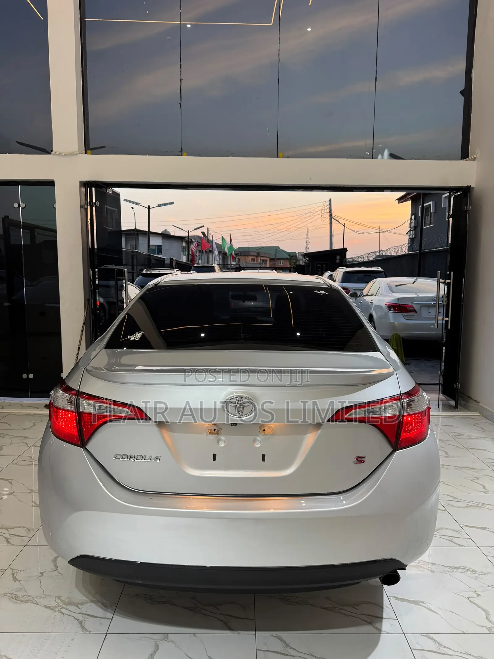 Toyota Corolla 2015 Silver