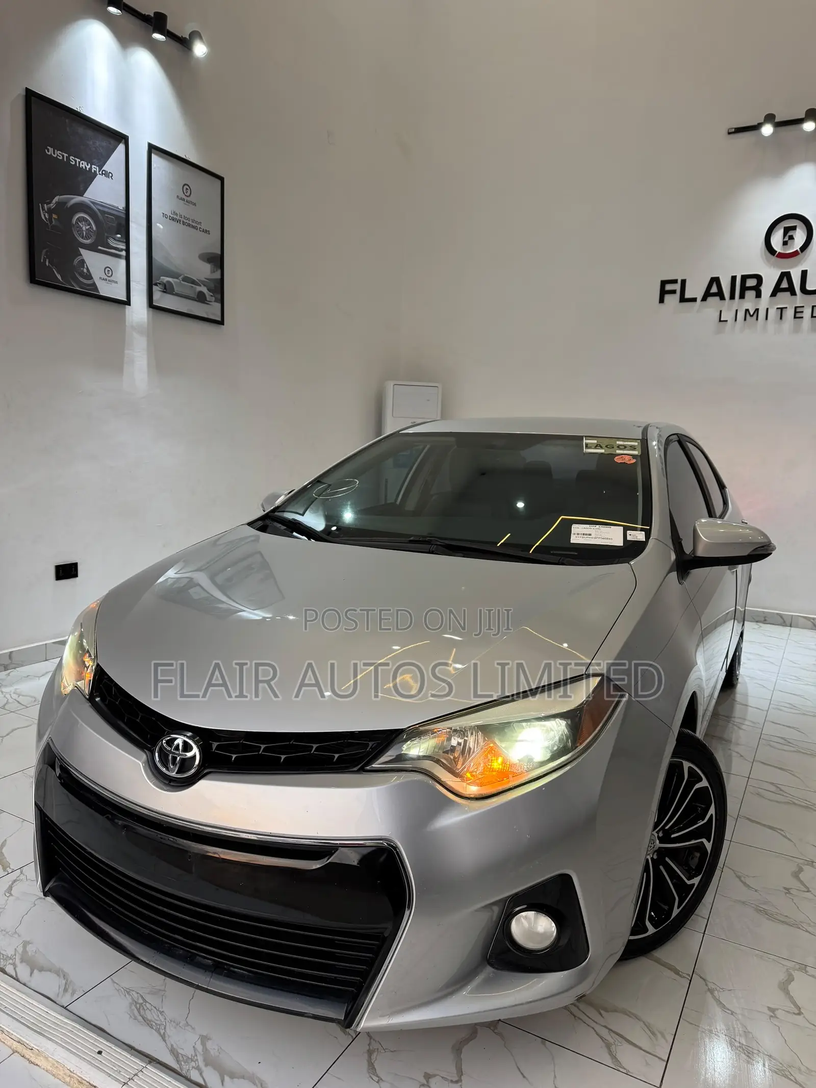 Toyota Corolla 2015 Silver