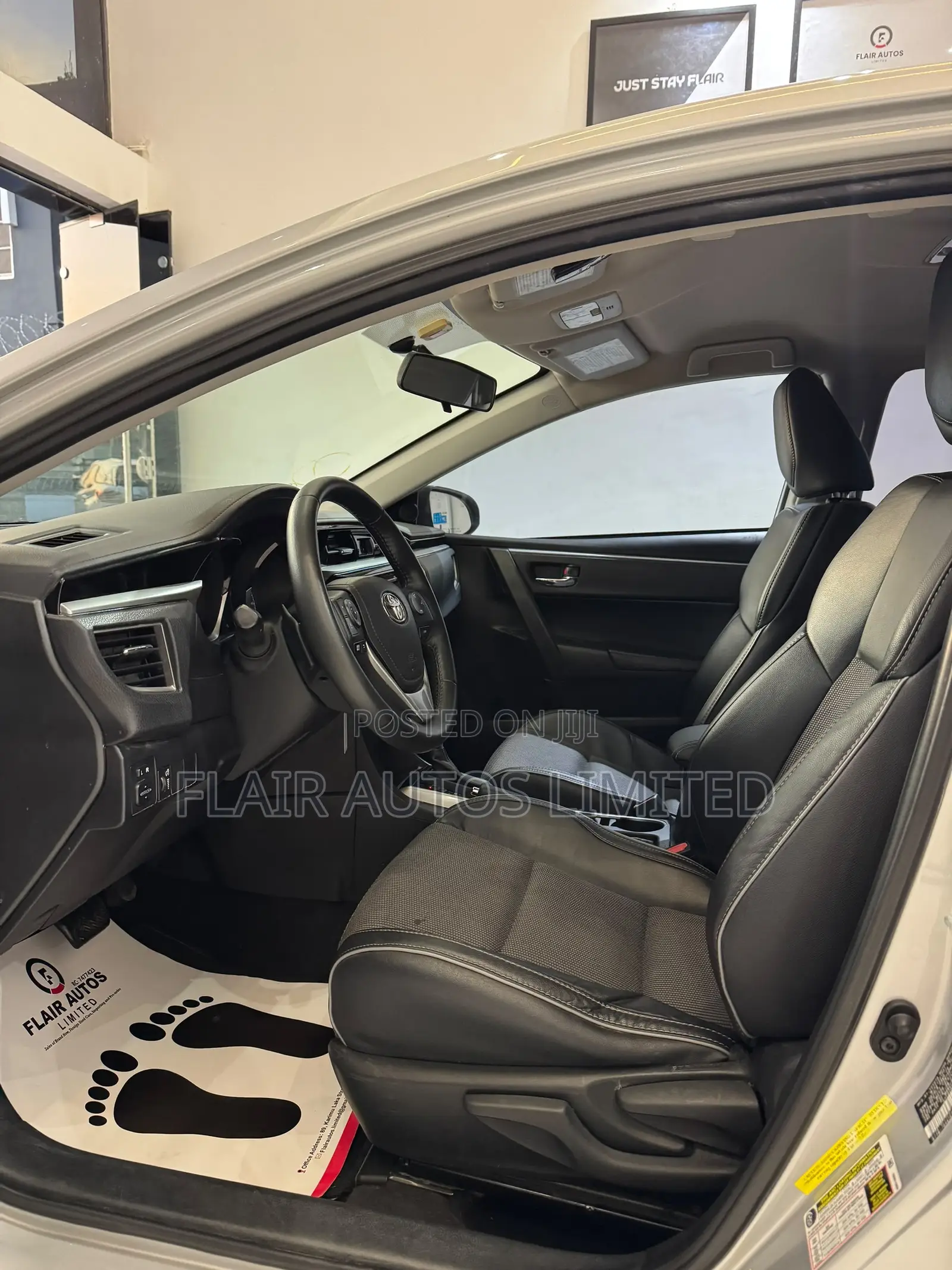 Toyota Corolla 2015 Silver