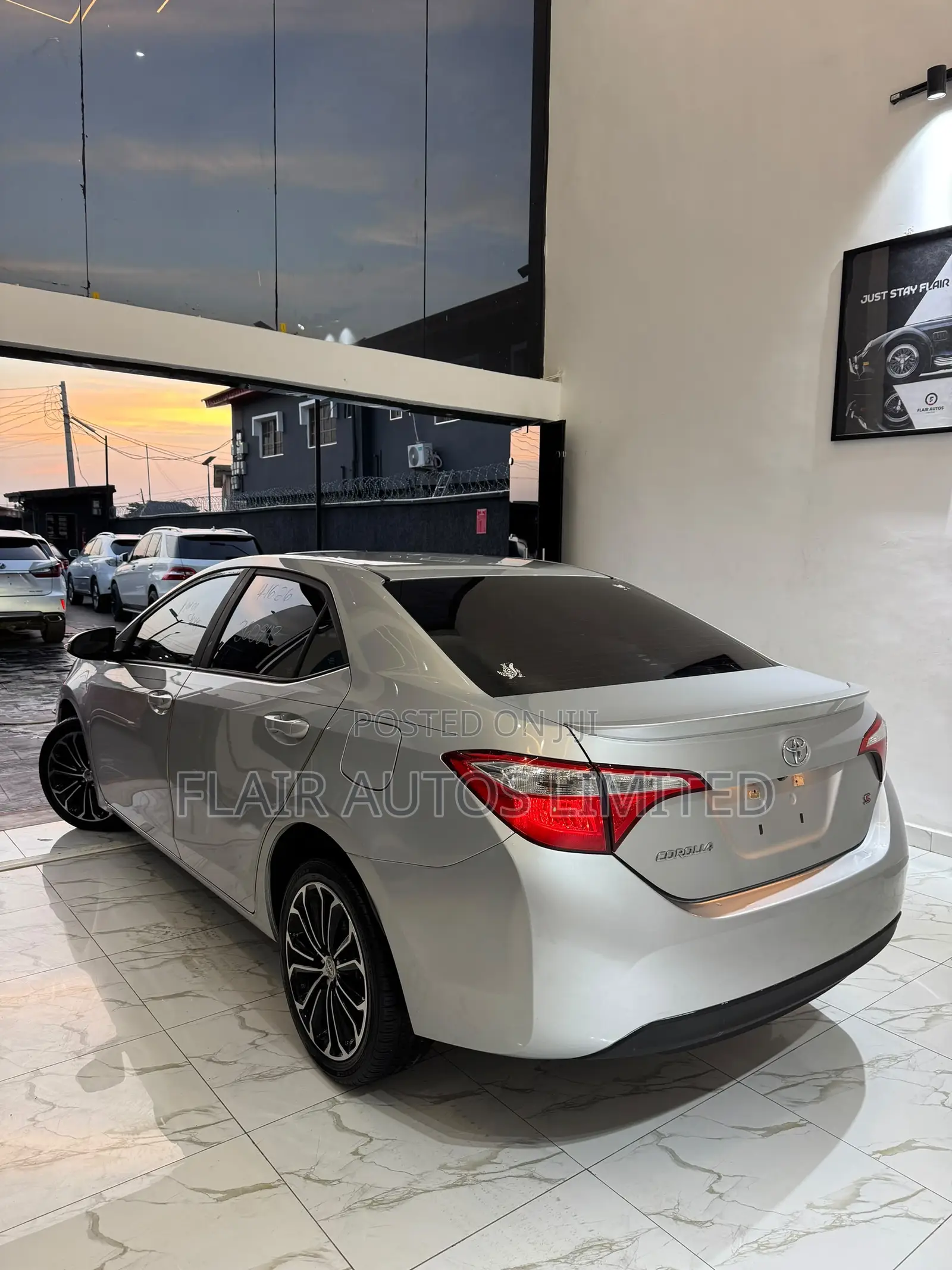 Toyota Corolla 2015 Silver