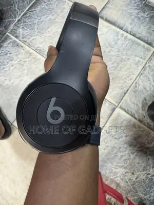 Beats Solo 4