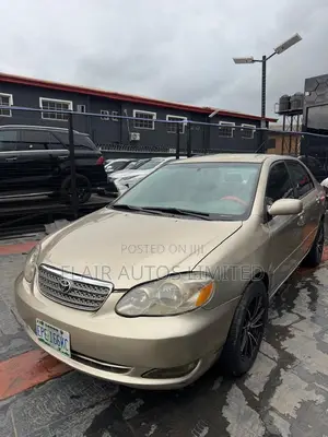 Toyota Corolla 2005 Gold