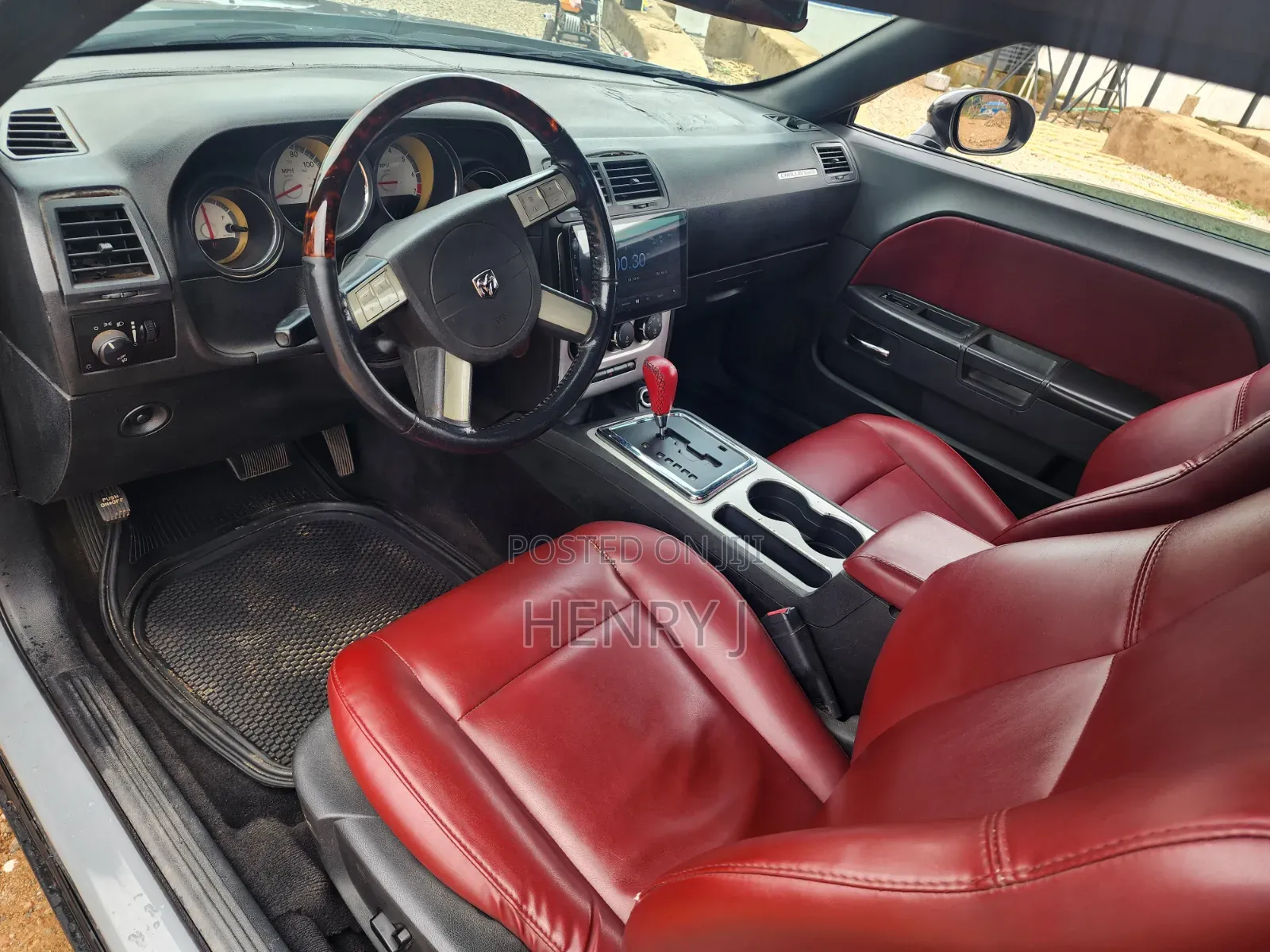 Dodge Challenger 2010