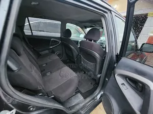 Toyota RAV4 V6 2006 Gray
