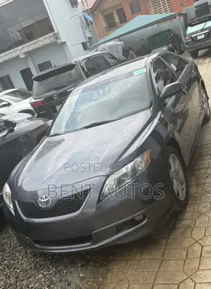 Toyota Camry SE 4dr Sedan (2.4L 4cyl 5A) 2008 Gray