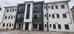 3bdrm Block of Flats in Kaura District, for rent