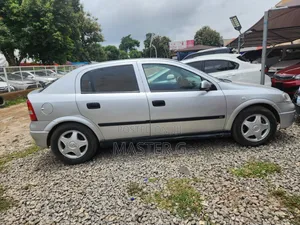 Opel Astra 2006 Silver