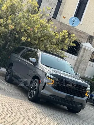 Chevrolet Suburban 2022 Gray