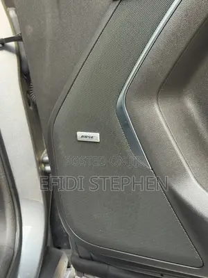 Chevrolet Suburban 2022 Gray