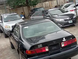 Toyota Camry 2001 Black