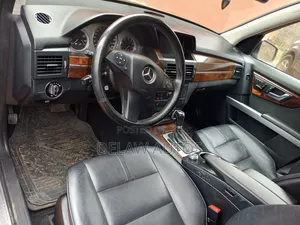 Mercedes-Benz GLK-Class 2010 Gray