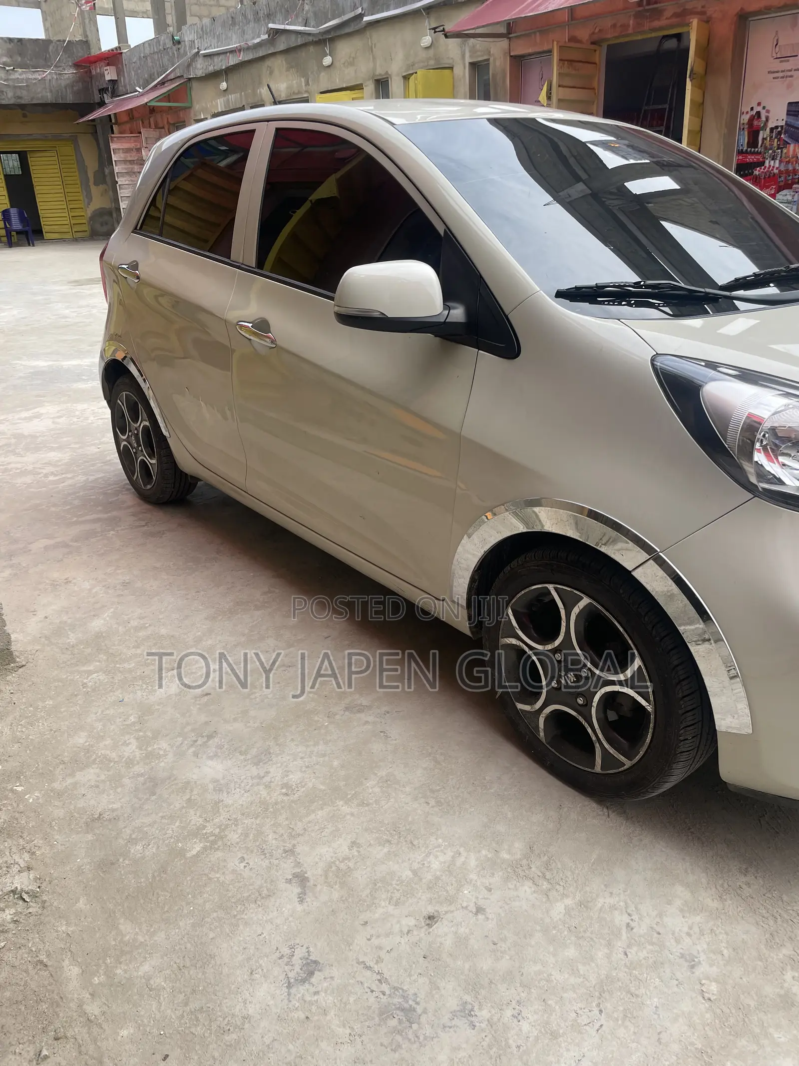 Kia Morning 2012 White