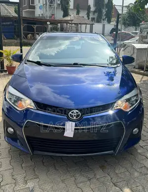 Toyota Corolla S 4dr Sedan (1.8L 4cyl CVT) 2014 Blue