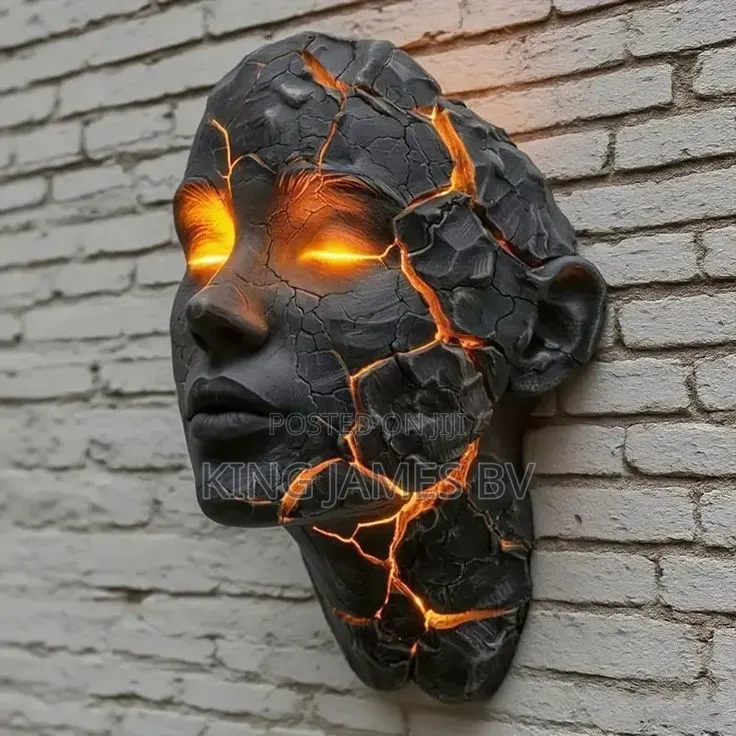 Cracked Face Flame Wall Light