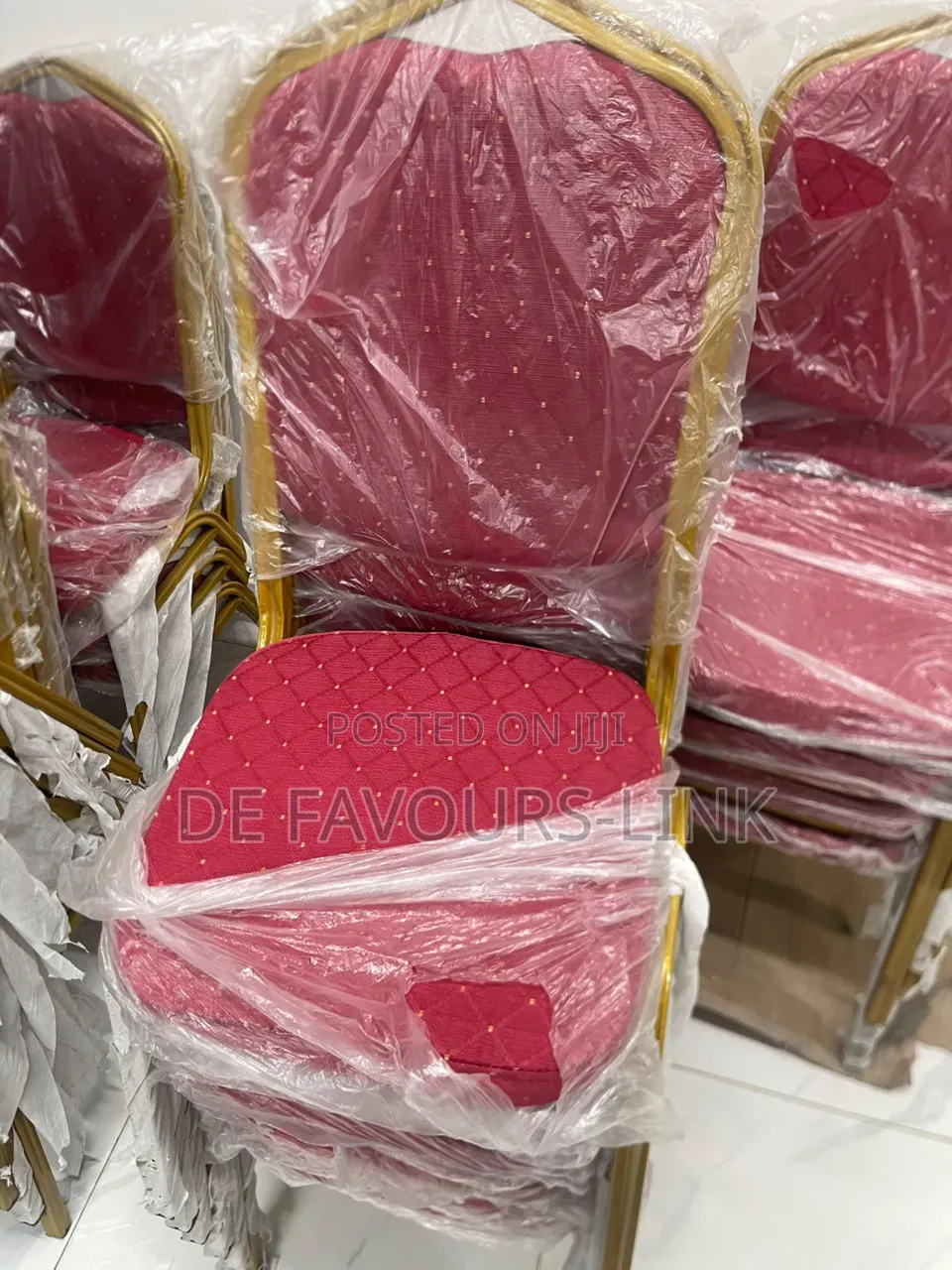 Banquet Chairs With Iron Back