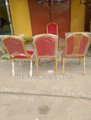 Banquet Chairs With Iron Back