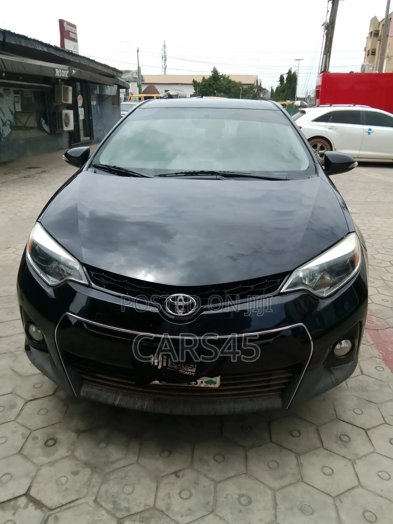 Toyota Corolla 2016 Black