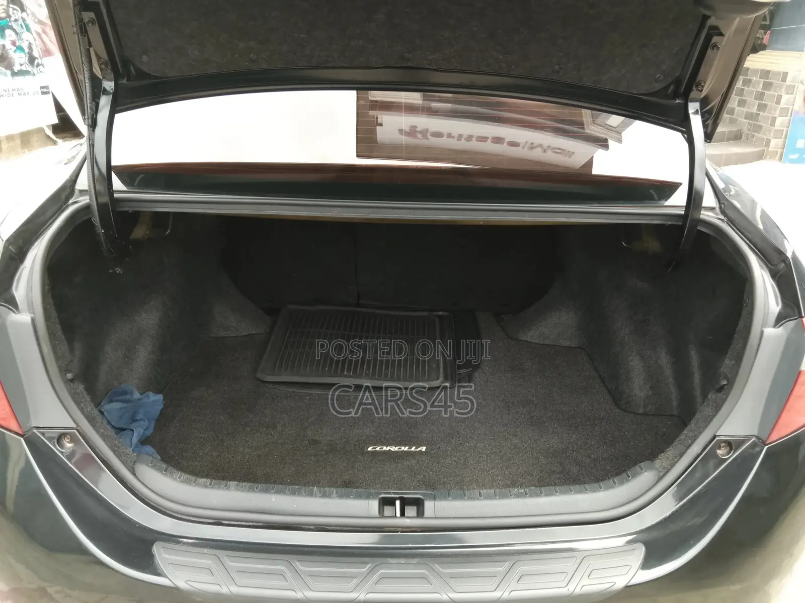 Toyota Corolla 2016 Black