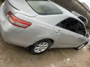 Toyota Camry 2010 Silver