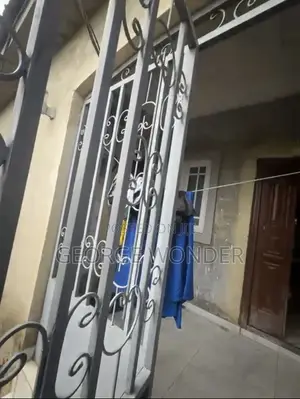 3bdrm Bungalow in Ushafa for sale