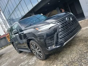 Lexus LX 2024 Black