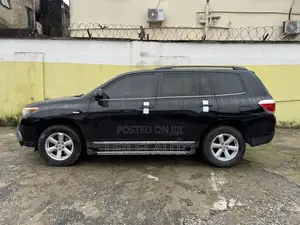 Toyota Highlander 2013 Black