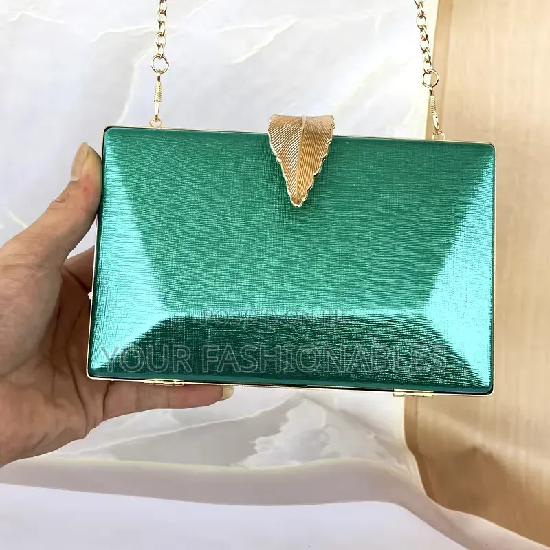 Lux Gold Leaf Clasp Party Clutch Purse